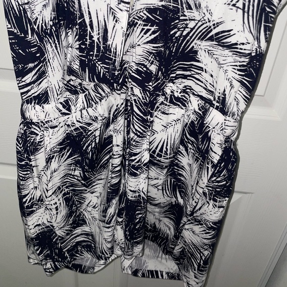 romper - Picture 4 of 4